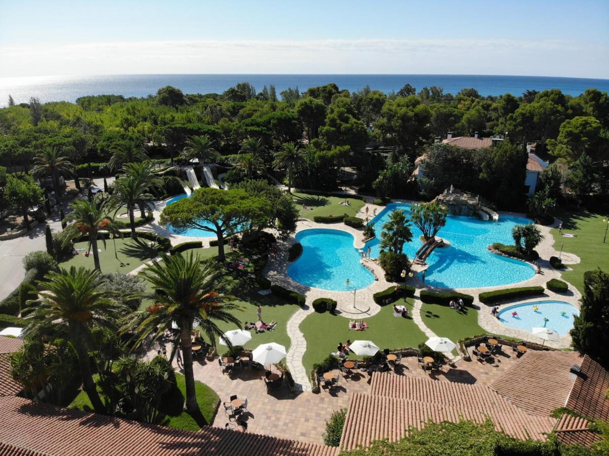 Playa Montroig Camping Resort Esterno foto